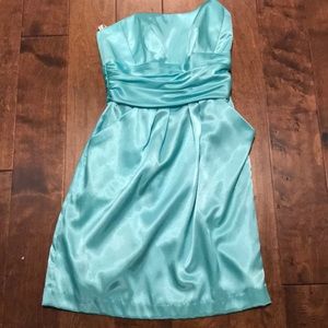 David’s Bridal Size 4 Bridesmaid, short, pockets